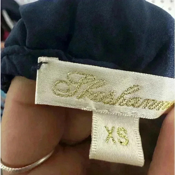 Anthropologie "Shoshanna" Adenia Lace Cold
Shoulder Blouse Size XS Blue - Picture 8 of 10